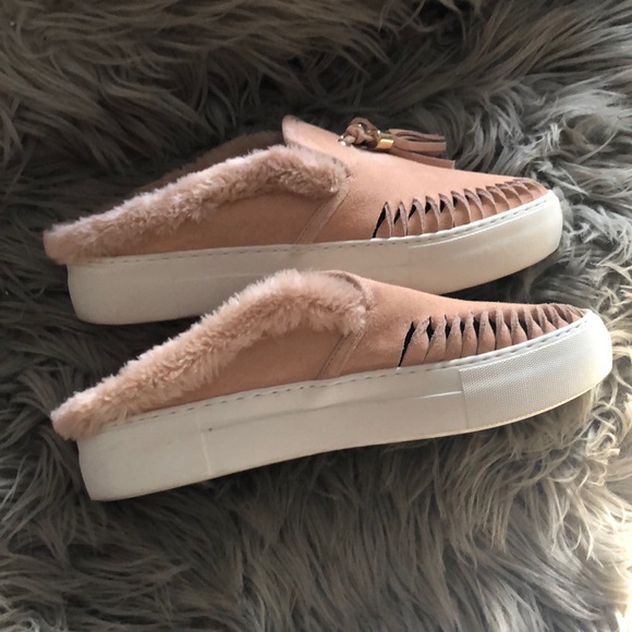 J/Slides Shoes - Picture 4 of 5